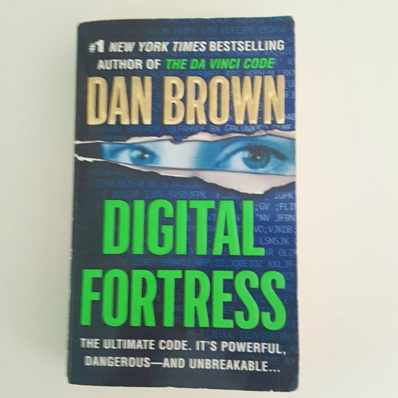Digital Fortress by Dan Brown, Paperback ISBN 0312995423 - Picture 1 of 9